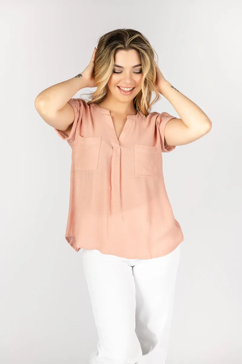 Blusa cuello chino con botones en la espalda