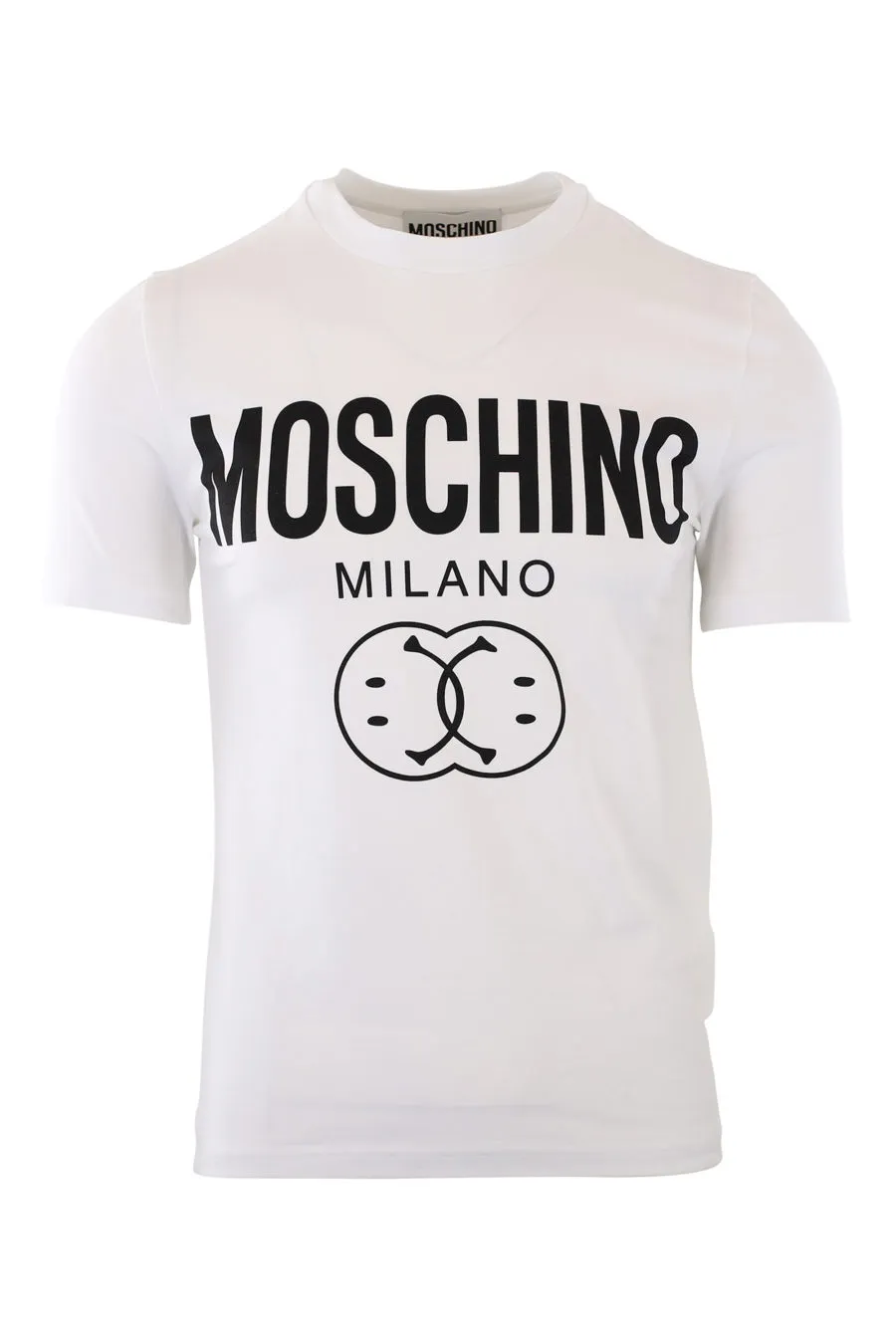 Camiseta blanca con logo milano 