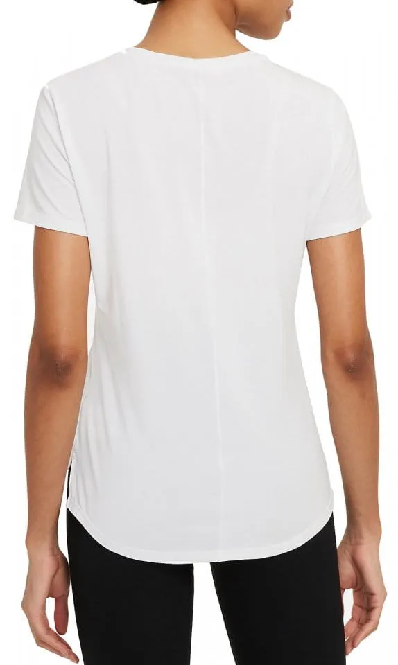 Camiseta Nike Dri-FIT One Luxe