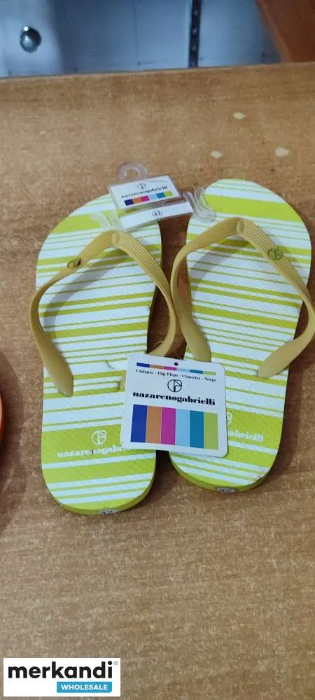 Chanclas firmadas a 1.70