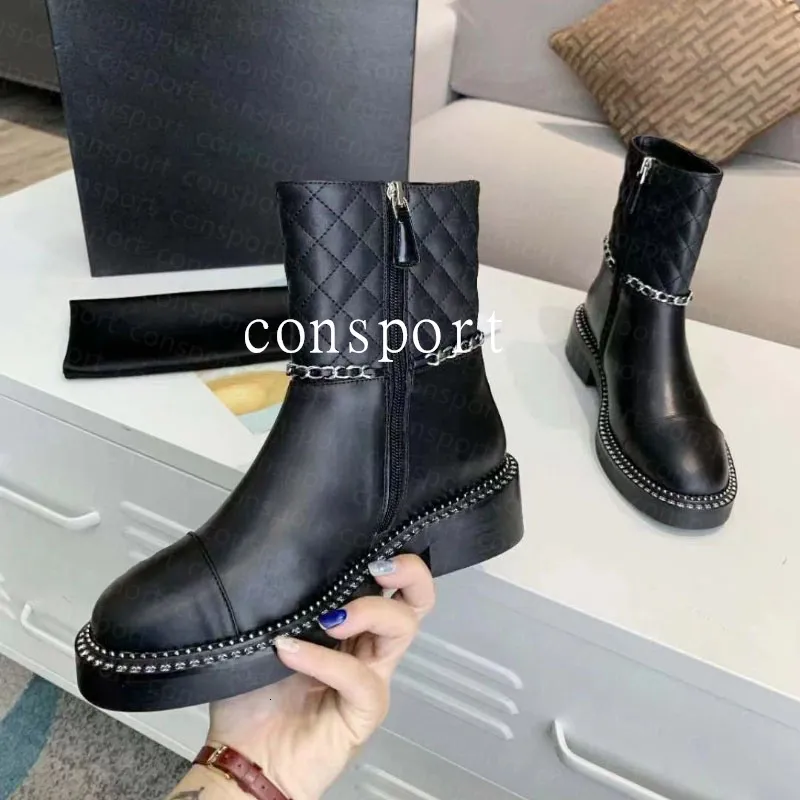 Diseñador Boot de cuero Ccllys Botas Fashion Fashion Winter Classic Women Shoes Martin de rodilla clásica para largas gruesas