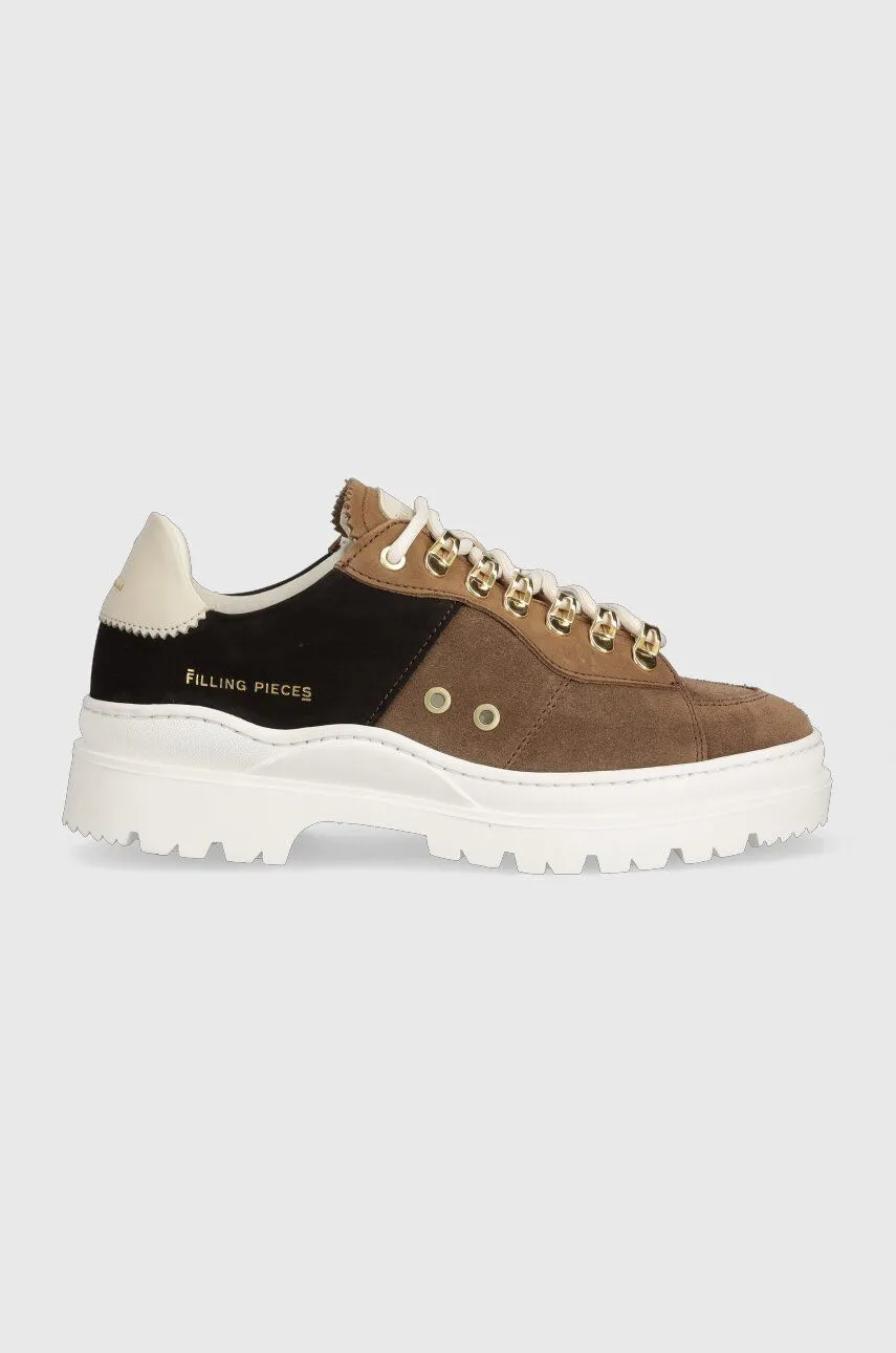 Filling Pieces Court Serrated