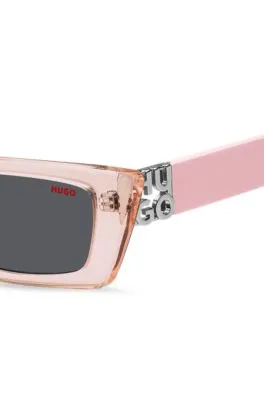 Gafas de sol de acetato rosa con monograma en 3D