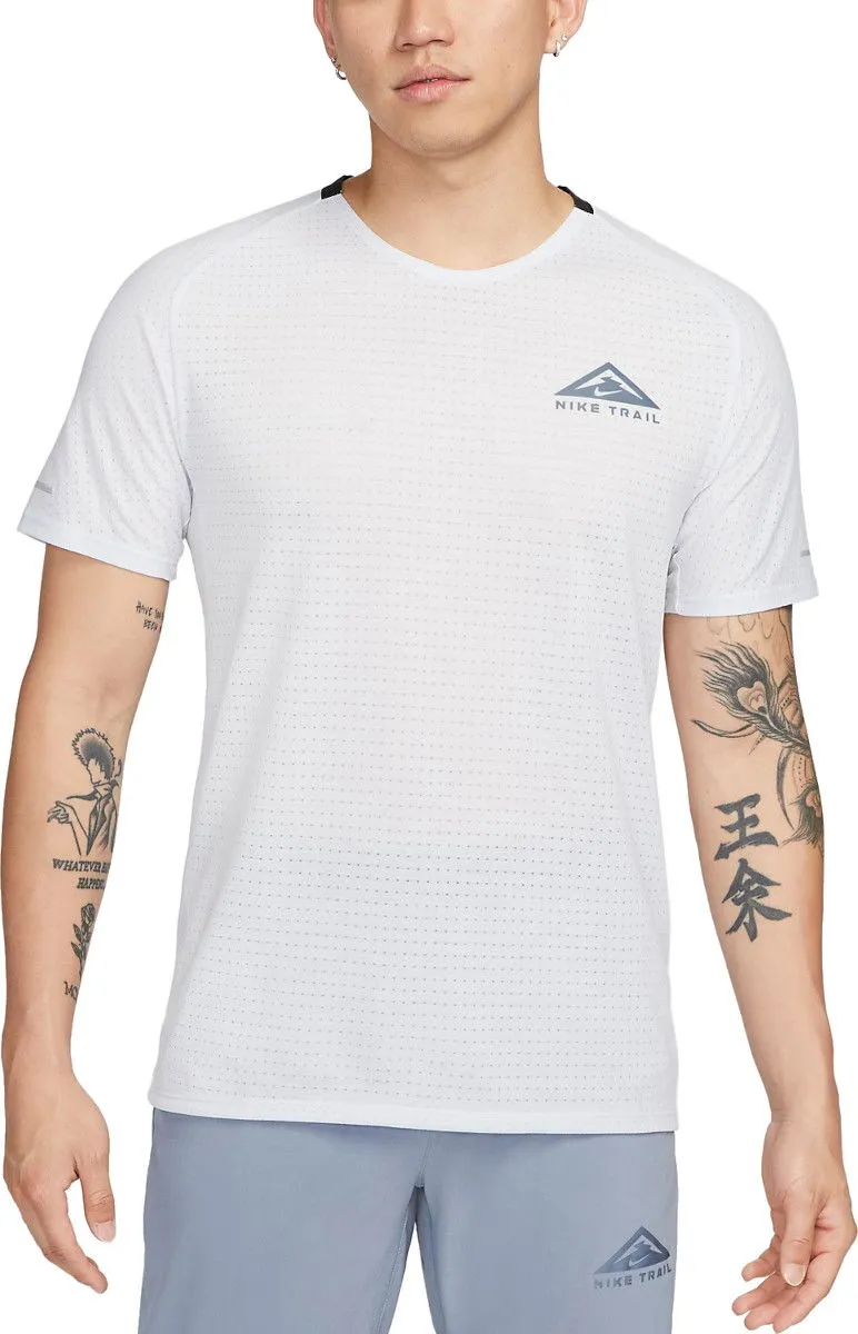 Nike Dri-FIT Trail Solar Chase Tee