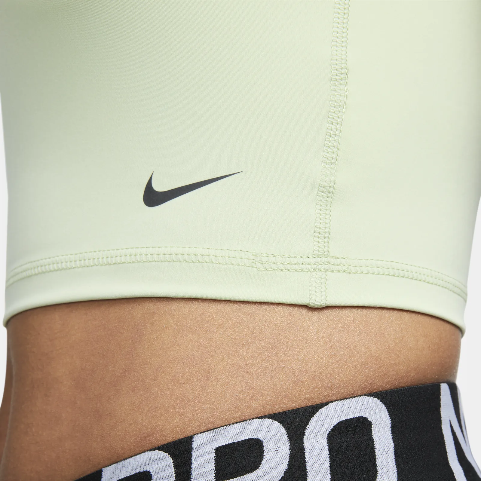 Nike Pro Dri-FIT Crop