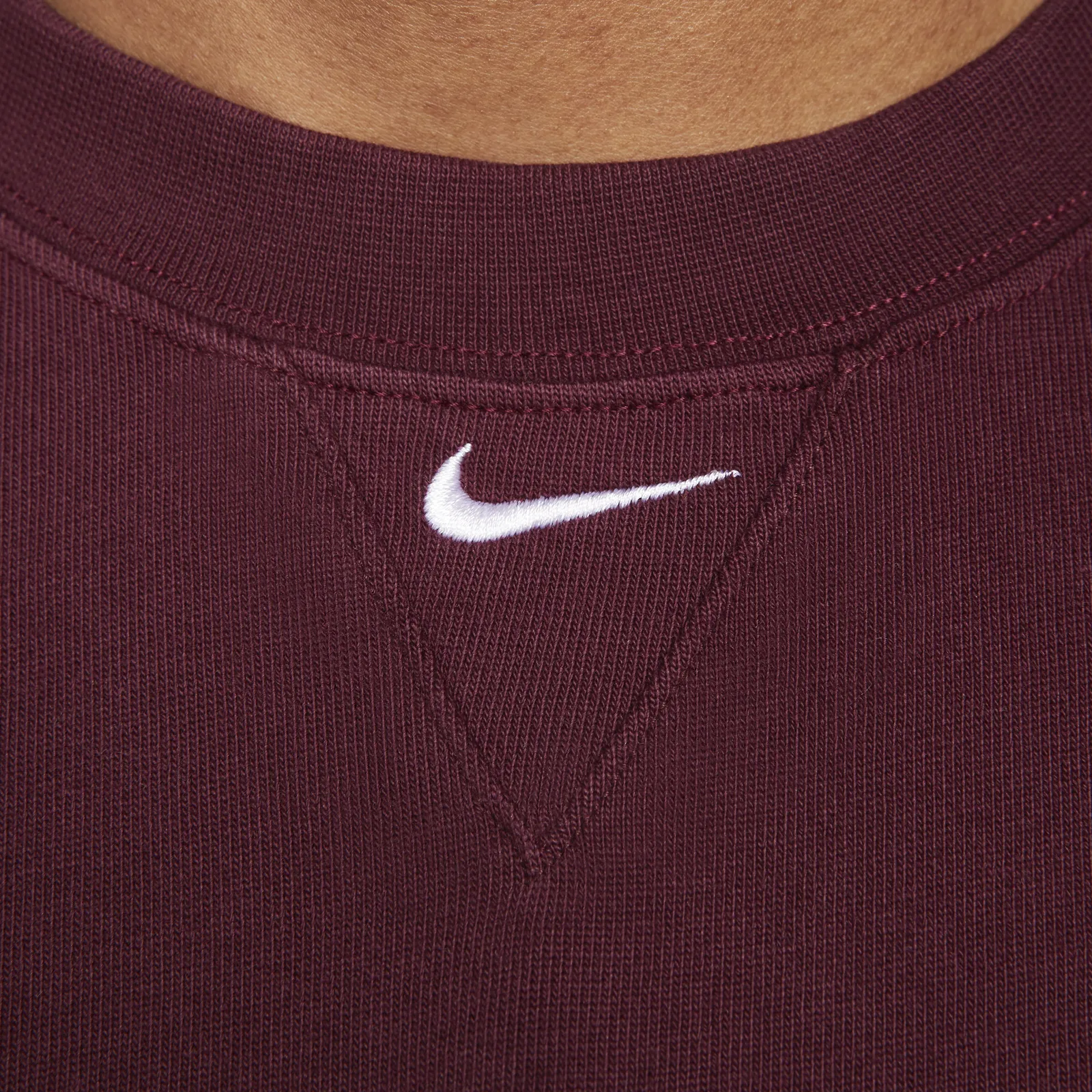 Nike Solo Swoosh