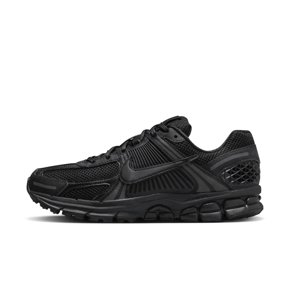 Nike Zoom Vomero 5 "Triple Black"