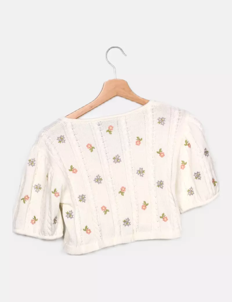 Prettylittlething Chaqueta de punto blanca floral