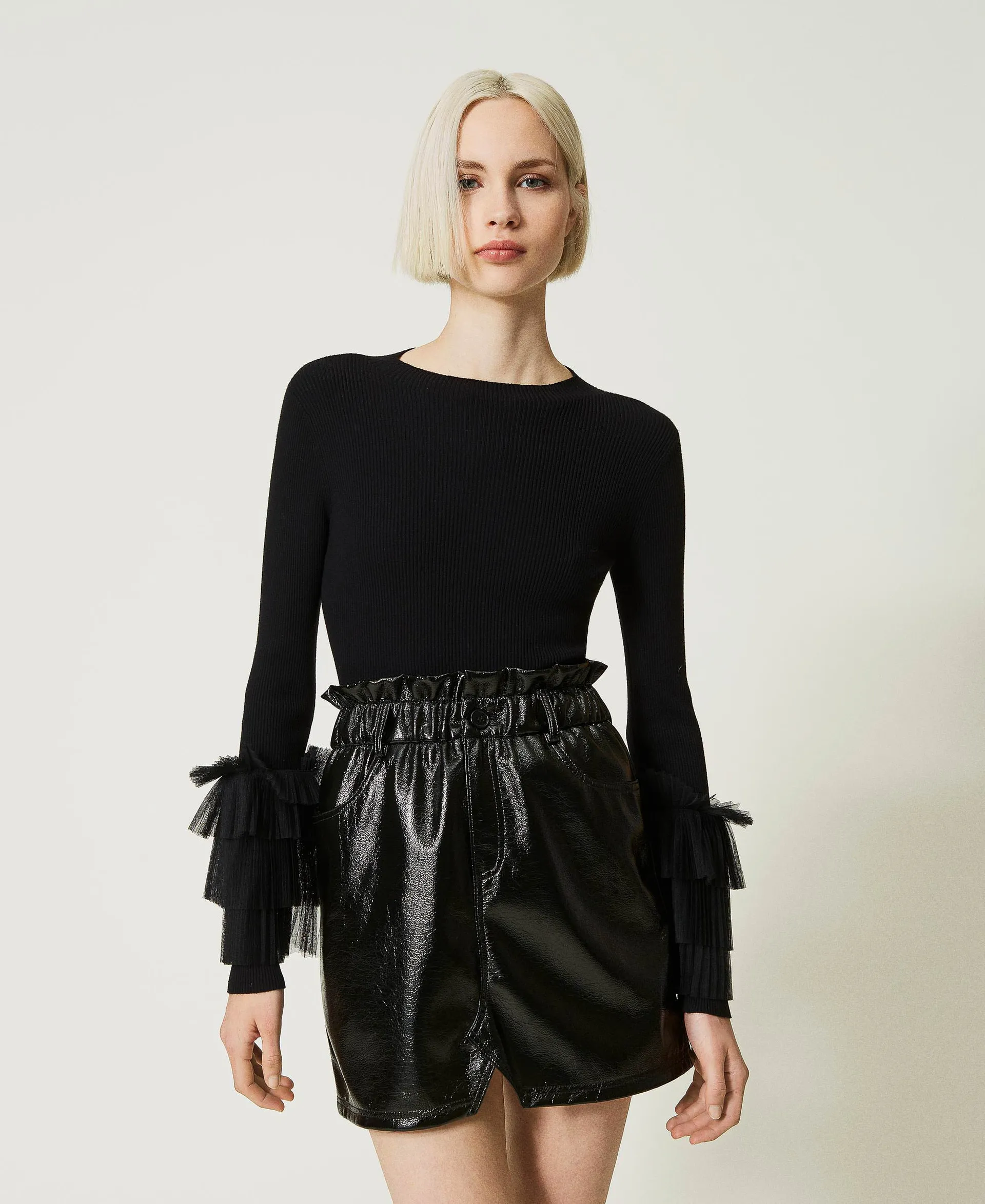 Pull ajusté avec tulle plissé