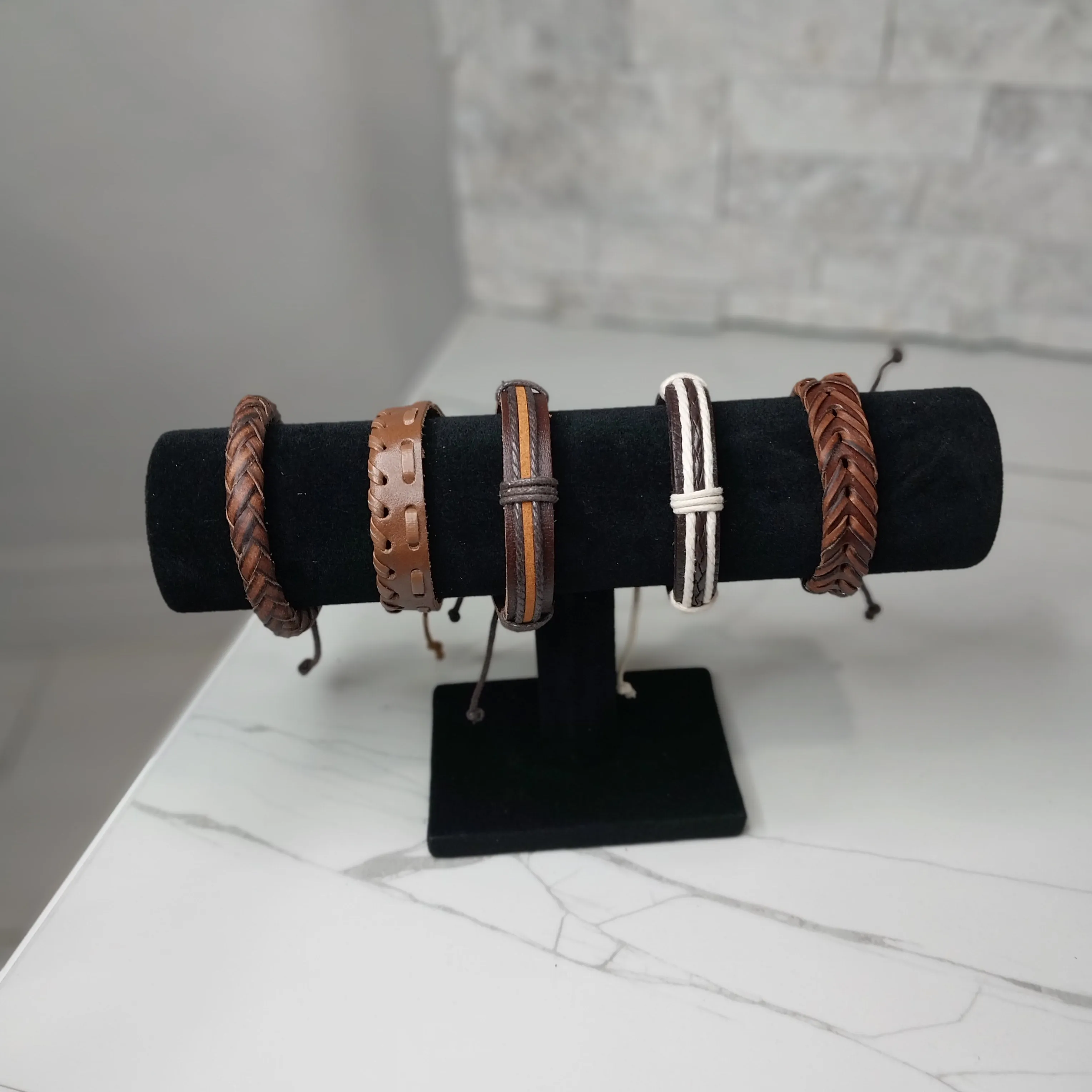 Pulseras para hombres o Mujeres Set BR0035-5 Leather Bracelets for Men or Women 5 Pieces Set