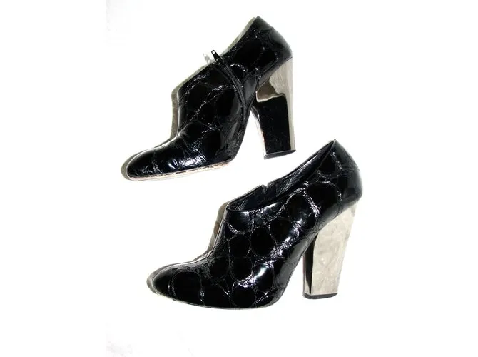 Russell & Bromley Sebastian Milano Pump Negro Plata 