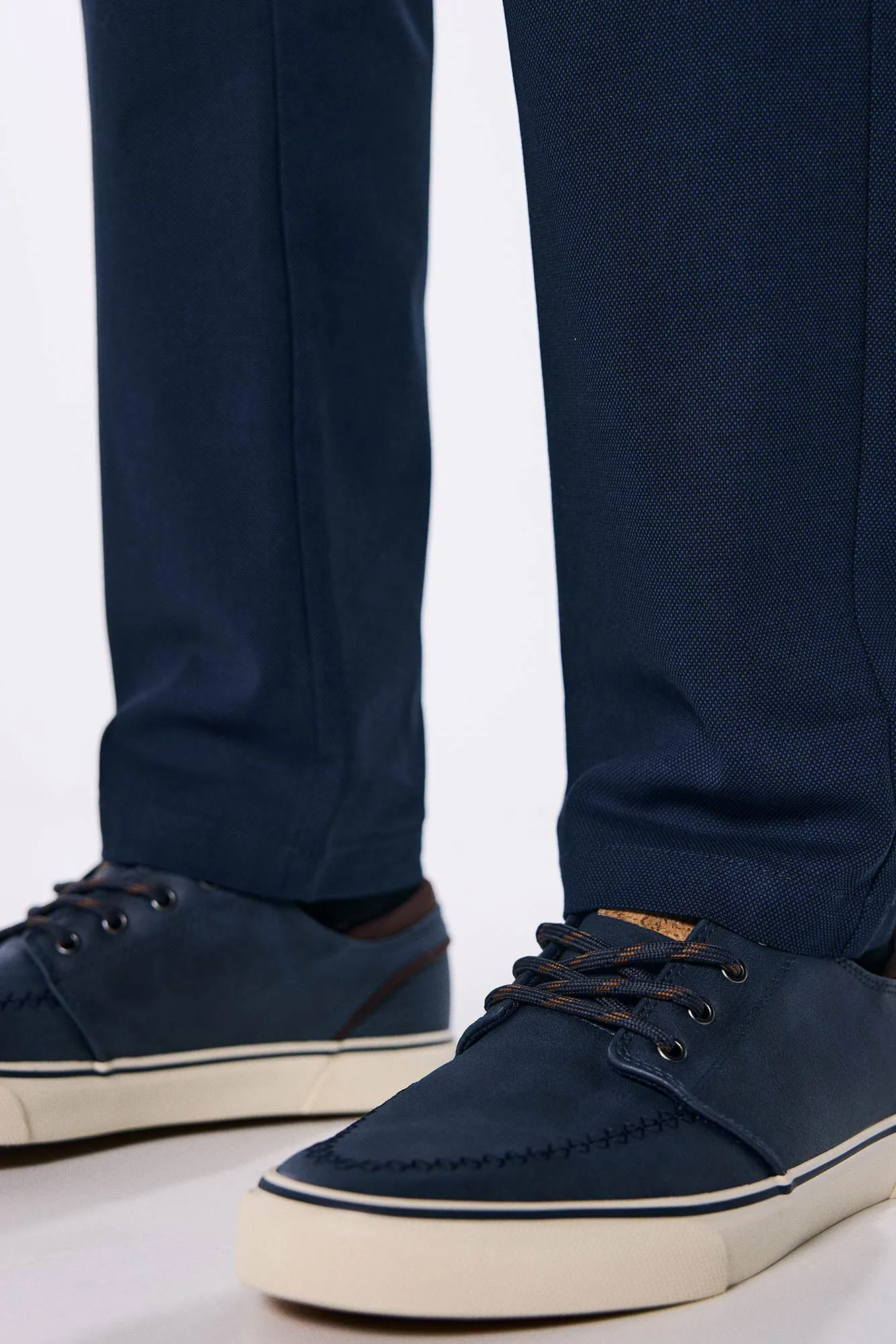 Springfield Pantalón chino vestir comfort slim fit