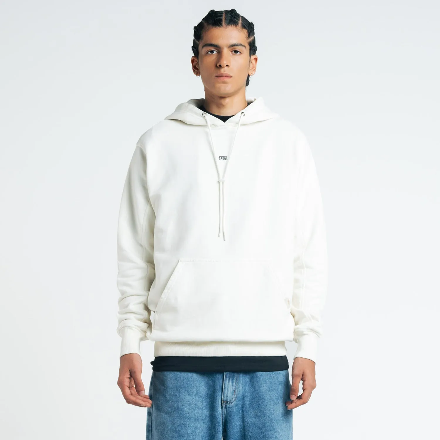 True Classic Slim Hoodie - Creme