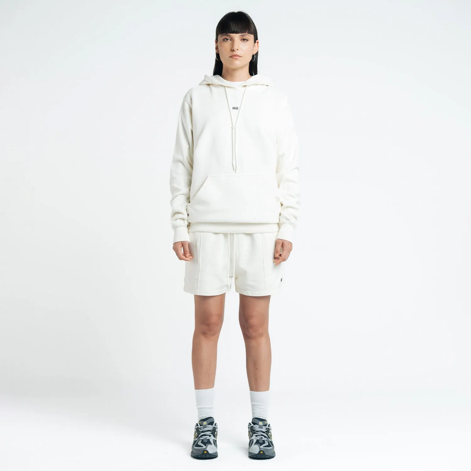 True Classic Slim Hoodie - Creme