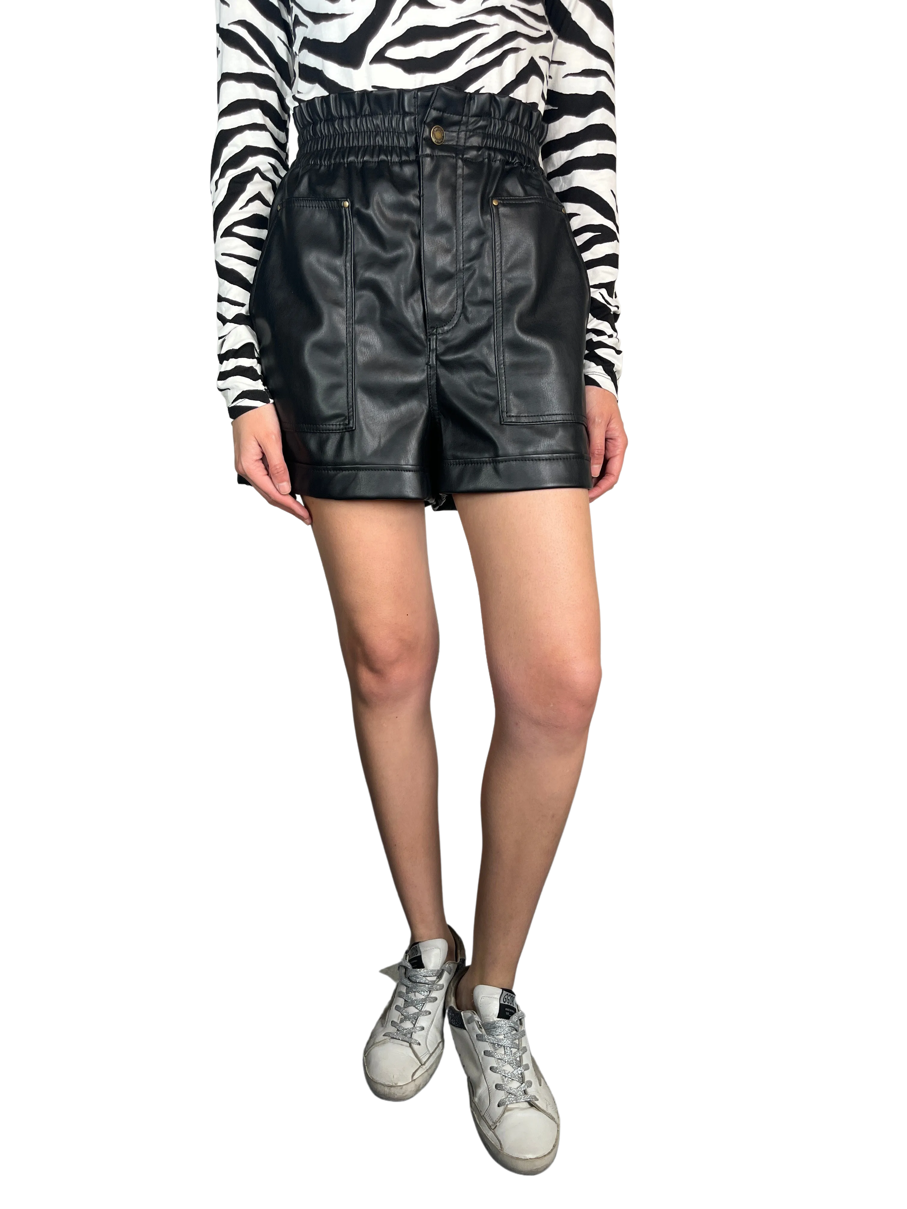 ZARA Short Negro Cuero Vegano